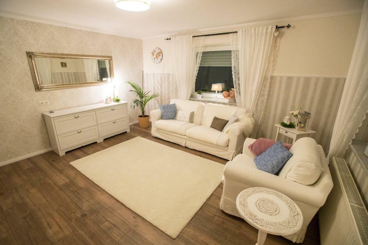 Ferienwohnung Landhaus Swisttal - In Der Naehe Phantasialand Bruehl Und Palmenparadies Therme Euskirchen Bagian luar foto