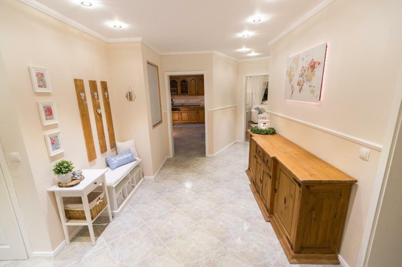Ferienwohnung Landhaus Swisttal - In Der Naehe Phantasialand Bruehl Und Palmenparadies Therme Euskirchen Bagian luar foto